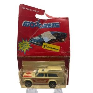 Majorette Ambulance 269 1/64 Scale Cream Fair New In Worn Box Made In France